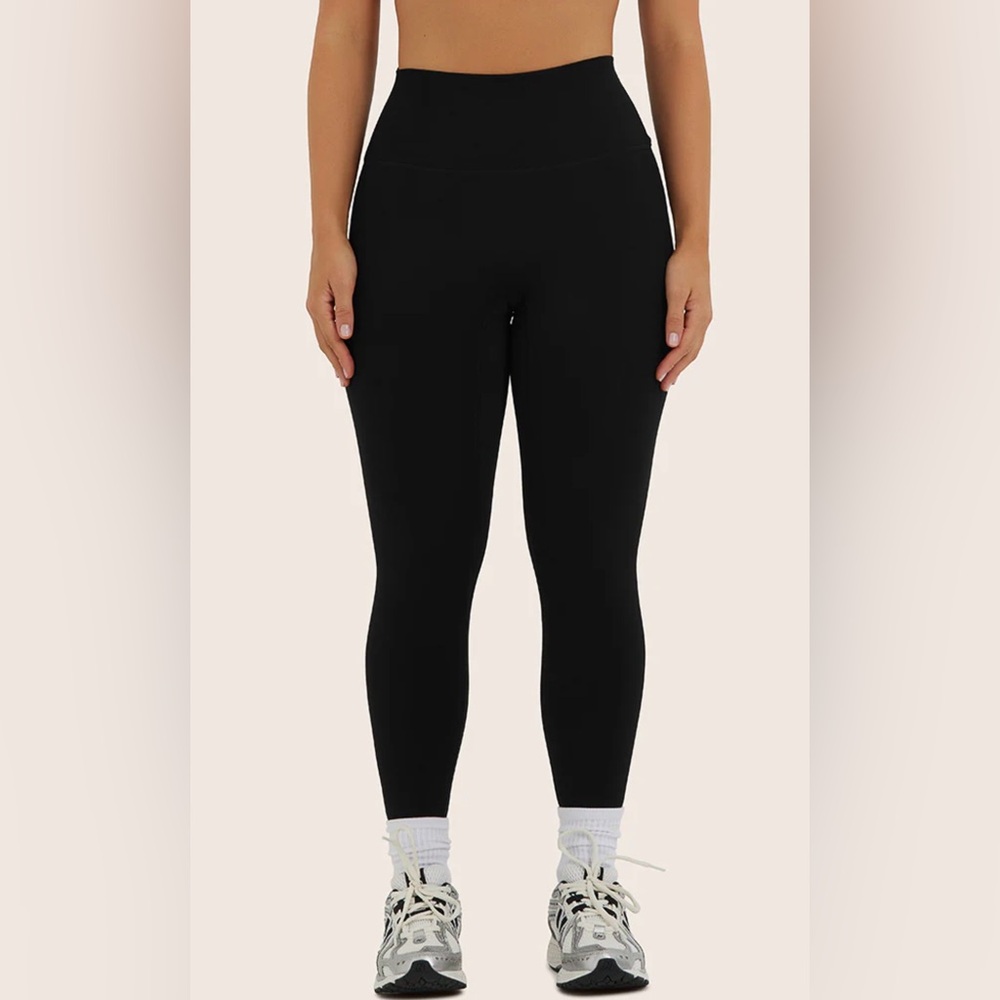 SET Active Sportbofy Sporty Leggings Onyx